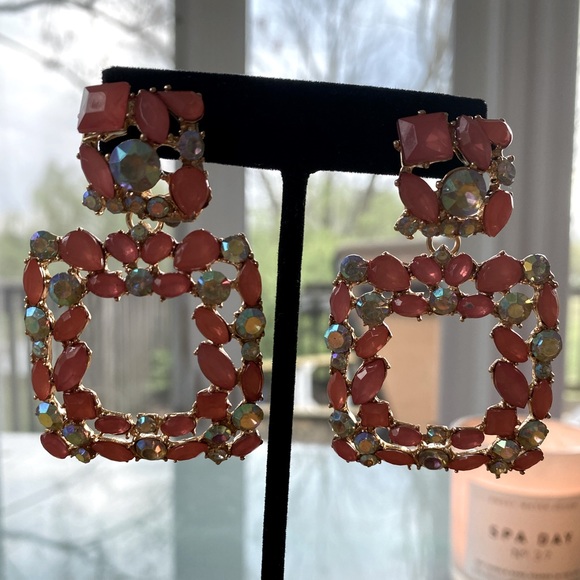 ✨LAST ONE _ BLUE 💙✨Geometric toned Charm Stones Earrings✨🏷✨ - Picture 7 of 9